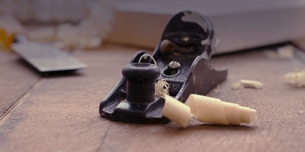 Handgehobeltes Parkett – welchen Mehrwert bietet es? - Parkett handgehobelt: Aussehen, Eigenschaften &amp; Mehrwert