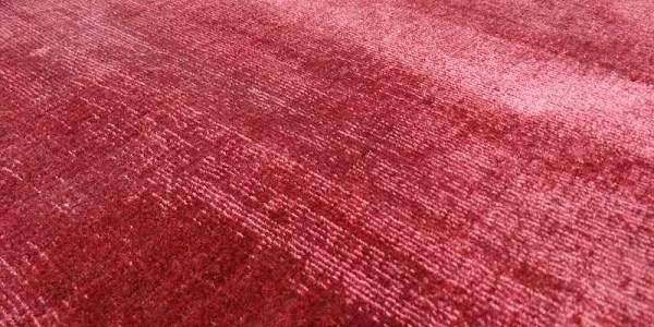 Viskose-Teppiche vorgestellt: Mit welchen Eigenschaften überzeugen sie? - Viskose-Teppich kaufen | Vor- &amp; Nachteile im Überblick