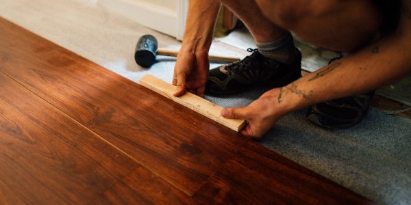 Fertigparkett schwimmend verlegen – Tipps &amp; Verlegeanleitung - Fertigparkett schwimmend verlegen | Tipps &amp; Anleitung