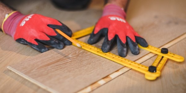 Verschnitt berechnen – bei Vinylboden, Parkett &amp; Laminat - Verschnitt berechnen? So geht\'s bei Vinylboden &amp; Parkett!