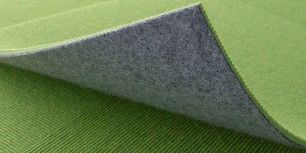 Was spricht für Teppichplatten als Bodenbelag? - Teppichplatten: Was spricht für Teppichdielen &amp; -planken?