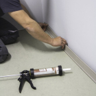 BofuTec - Sockelleistenkleber extrastark | 440g Kartusche | 4er Pack