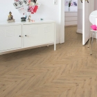 Project Floors - PW 3350/55 FP | Chevron | floors@work | Klebe-Vinylboden