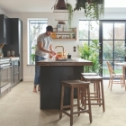 Quick-Step Alpha Illume - Beton Kieselstein AVMTU40276 | Rigid-Klickvinyl