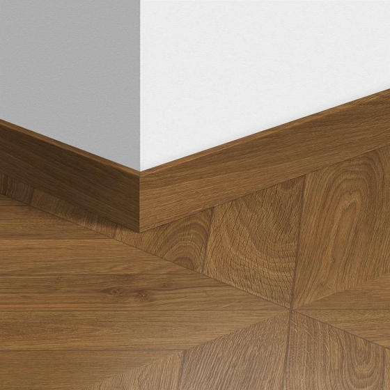Quick-Step Hydroseal Sockelleiste - Eiche braun QSSK04162
