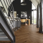 Tarkett iD Naturals 70 - Royal Oak Oiled Brown 261056047 | Fischgrät-Optik | Klebe-Vinylboden