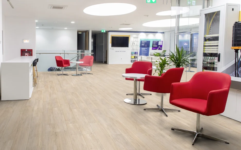 Büroboden in Holzoptik