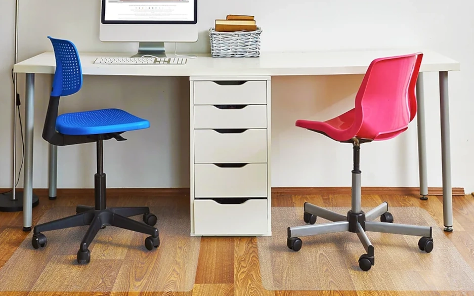 Bürostuhlunterlage auf Büroboden