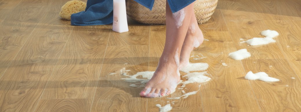 Barfuß laufen im Bad