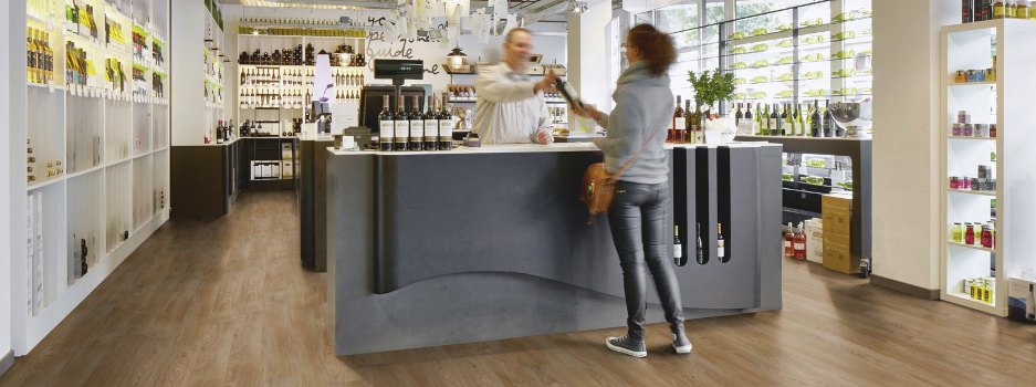 Bodenbelag in einem Weingeschäft