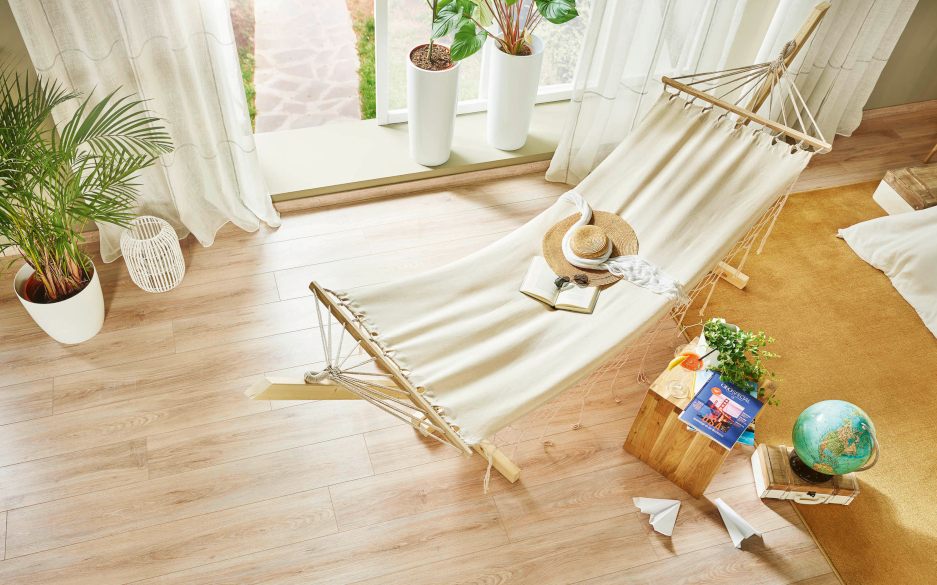 Vinylboden sorgt für kühle Füße bei Sommerhitze