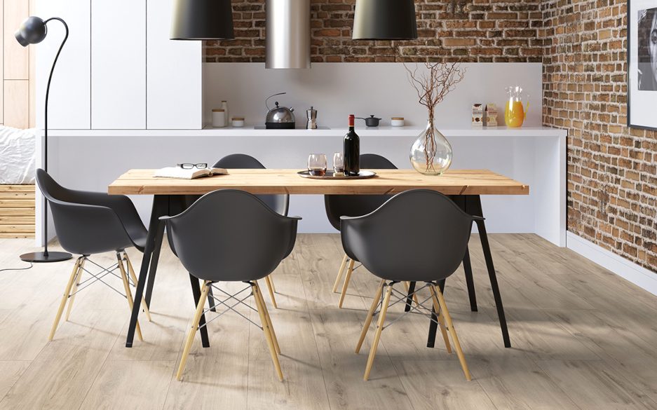 Laminat im Esszimmer