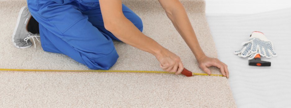 Teppichboden schneiden